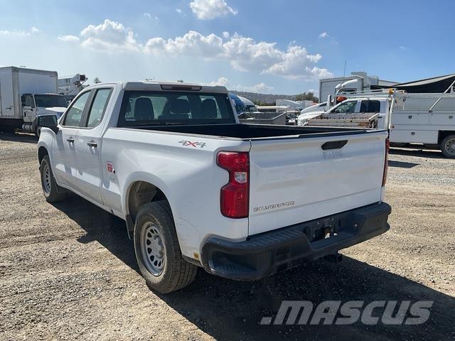 Chevrolet 1500 Пікапи / Бічне розвантаження