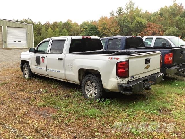 Chevrolet 1500 Пікапи / Бічне розвантаження