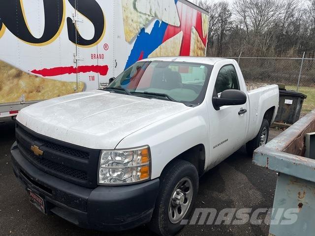 Chevrolet 1500 Пікапи / Бічне розвантаження