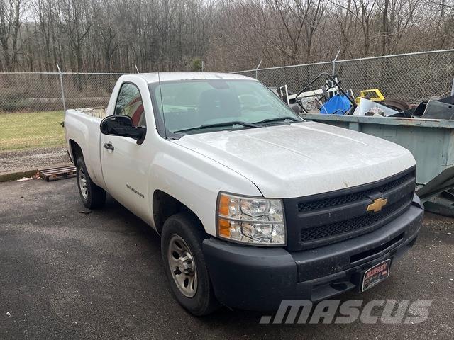 Chevrolet 1500 Пікапи / Бічне розвантаження