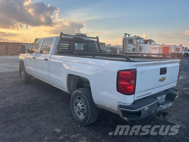 Chevrolet 2500 Пікапи / Бічне розвантаження