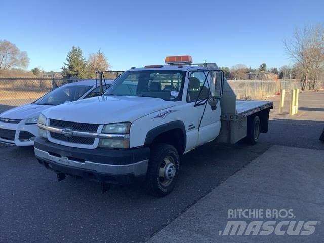 Chevrolet 3500 Вантажівки-платформи/бокове розвантаження