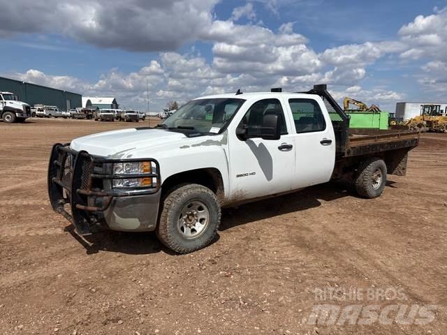 Chevrolet 3500 Вантажівки-платформи/бокове розвантаження