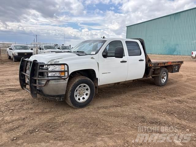 Chevrolet 3500 Вантажівки-платформи/бокове розвантаження
