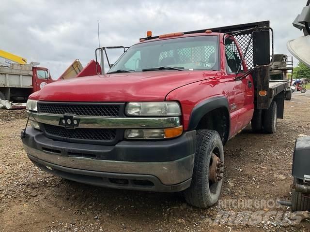 Chevrolet 3500 Вантажівки-платформи/бокове розвантаження