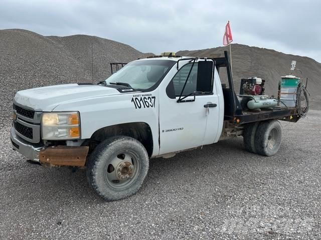Chevrolet 3500 Вантажівки-платформи/бокове розвантаження