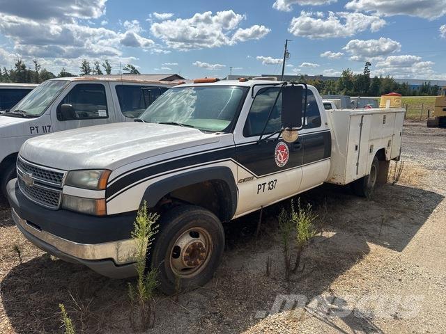 Chevrolet 3500 Пікапи / Бічне розвантаження
