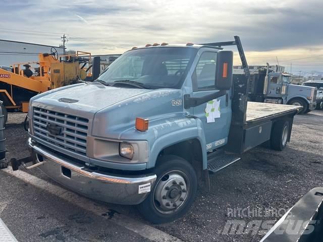Chevrolet 4500 Вантажівки-платформи/бокове розвантаження