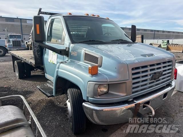 Chevrolet 4500 Вантажівки-платформи/бокове розвантаження