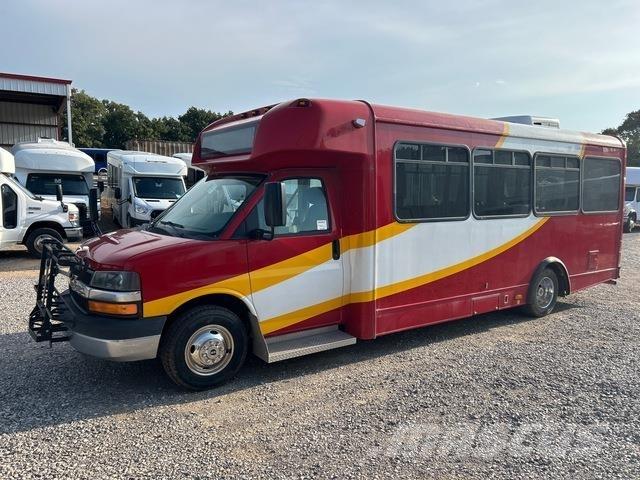 Chevrolet 4500 Мікроавтобуси