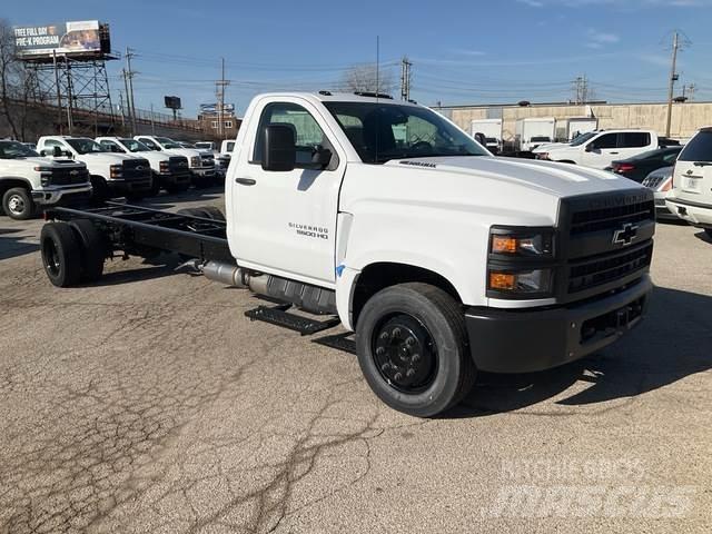 Chevrolet 5500 Кабіни