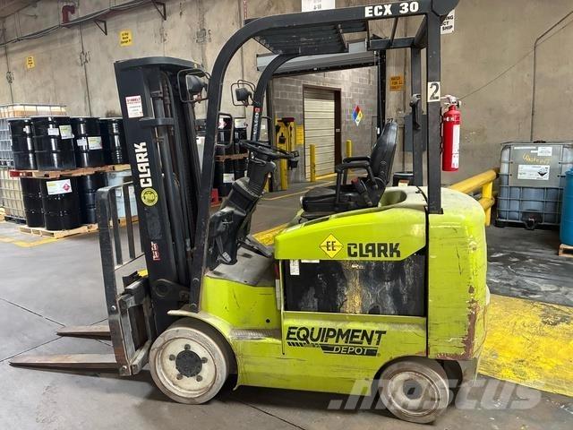 Clark ECW30 Електронавантажувачі
