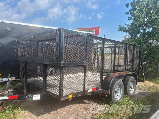 CM  Причепи для тюків