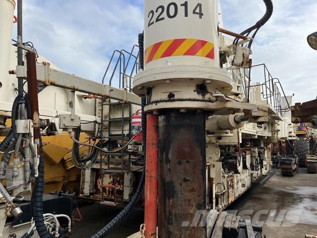 CMI SF-450B Бетоноукладачі