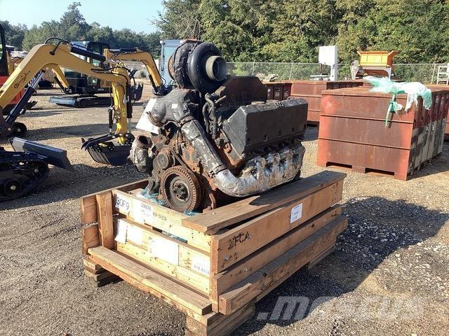 Cummins V903 Двигуни