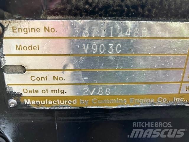 Cummins V903C Двигуни