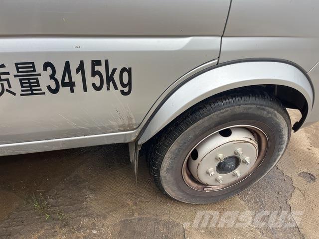 DFSK  Прибиральні машини