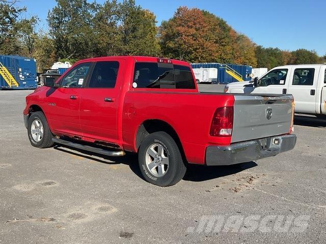 Dodge 1500 Пікапи / Бічне розвантаження