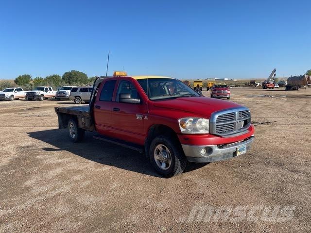 Dodge 2500 Вантажівки-платформи/бокове розвантаження
