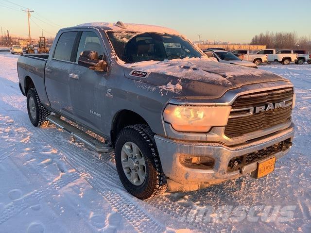 Dodge 2500 Пікапи / Бічне розвантаження