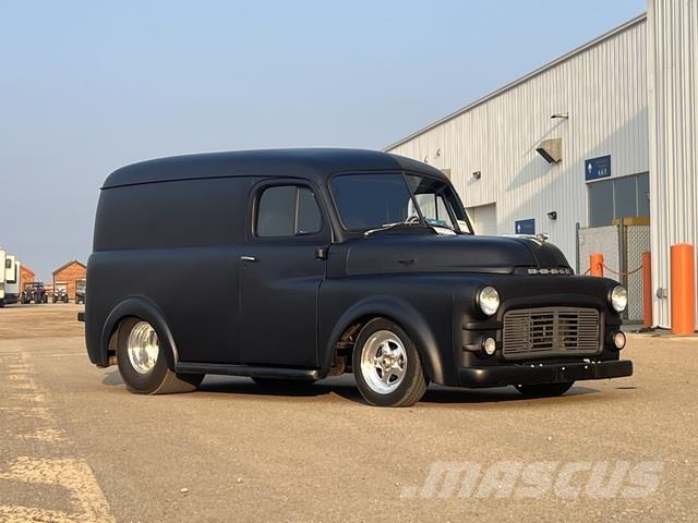 Dodge B38 Автомобілі