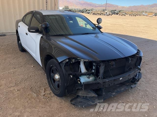 Dodge Charger Автомобілі