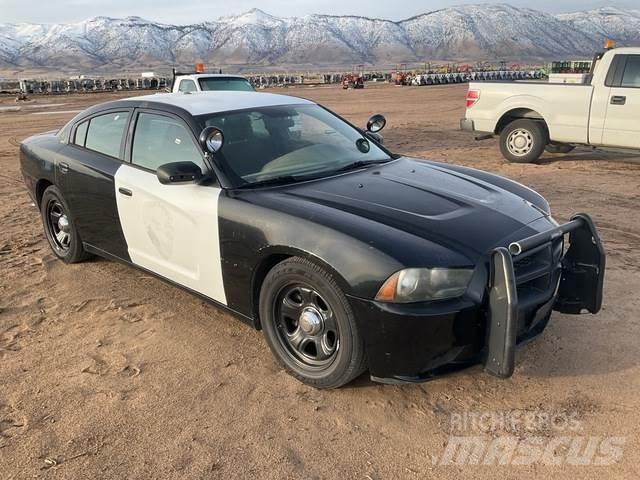 Dodge Charger Автомобілі