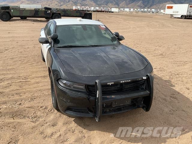 Dodge Charger Автомобілі