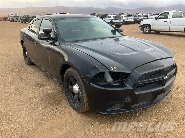Dodge Charger Автомобілі