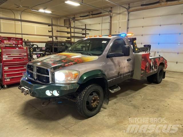 Dodge Ram 5500 Евакуатори