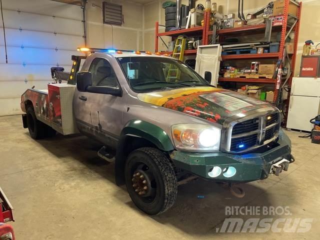 Dodge Ram 5500 Евакуатори