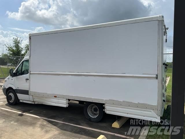 Dodge Sprinter Панельні фургони