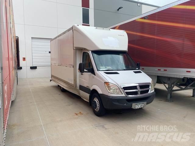 Dodge Sprinter Панельні фургони