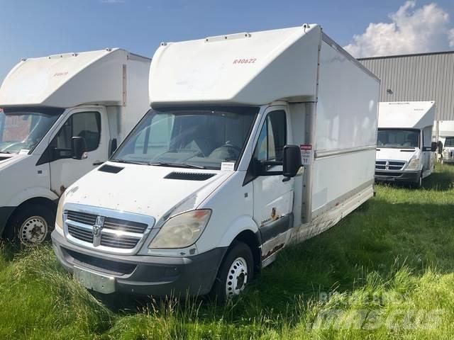Dodge Sprinter Панельні фургони
