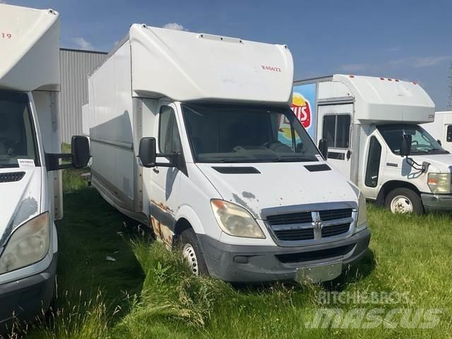 Dodge Sprinter Панельні фургони