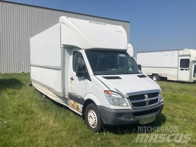 Dodge Sprinter Панельні фургони