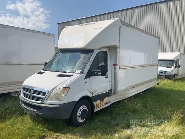 Dodge Sprinter Панельні фургони