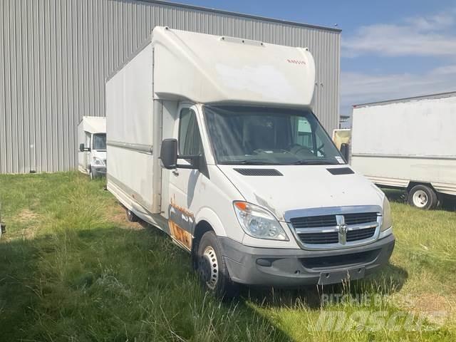 Dodge Sprinter Панельні фургони
