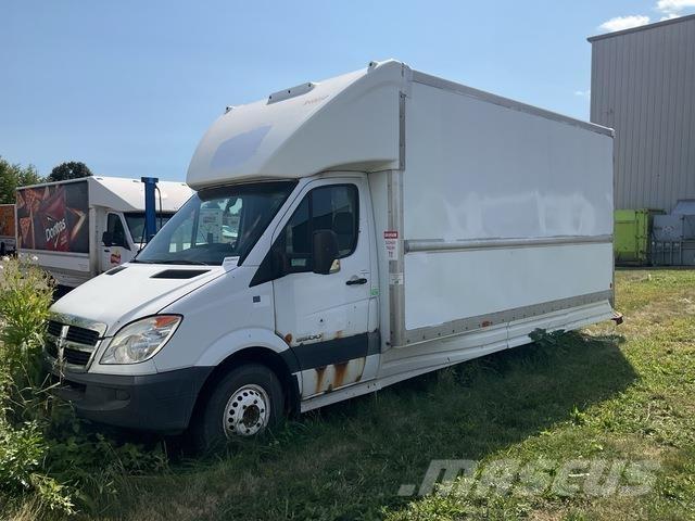 Dodge Sprinter Панельні фургони