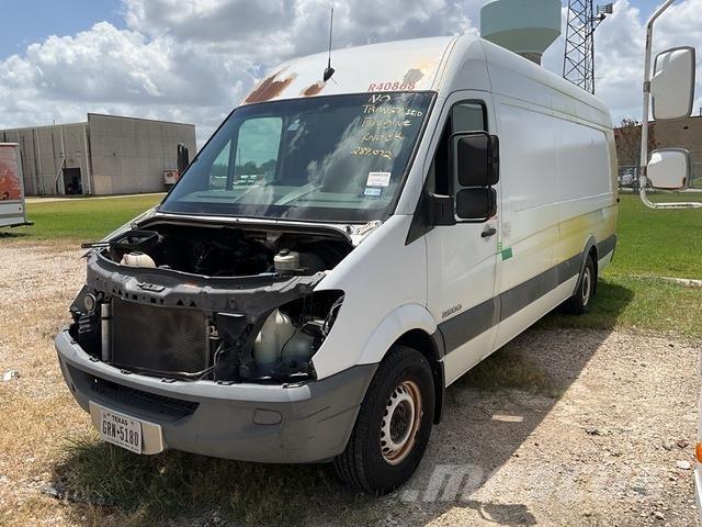 Dodge Sprinter Панельні фургони