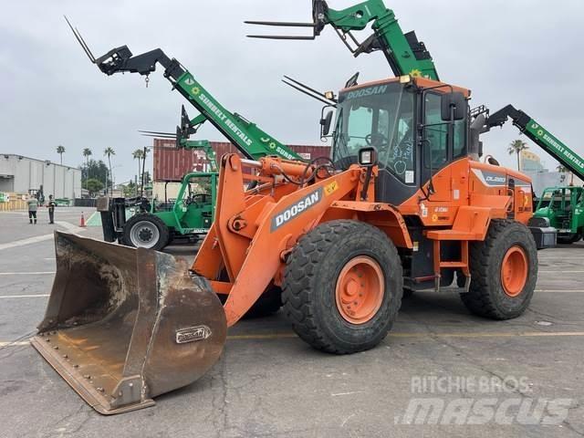 Doosan DL220-5 Фронтальні навантажувачі