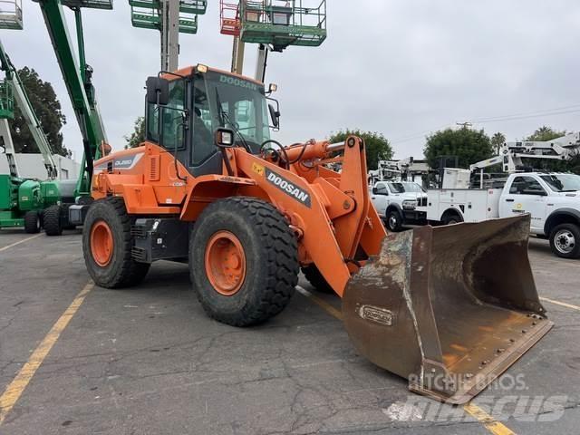 Doosan DL220-5 Фронтальні навантажувачі
