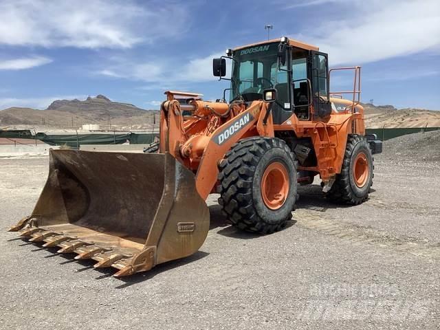 Doosan DL300-5 Фронтальні навантажувачі