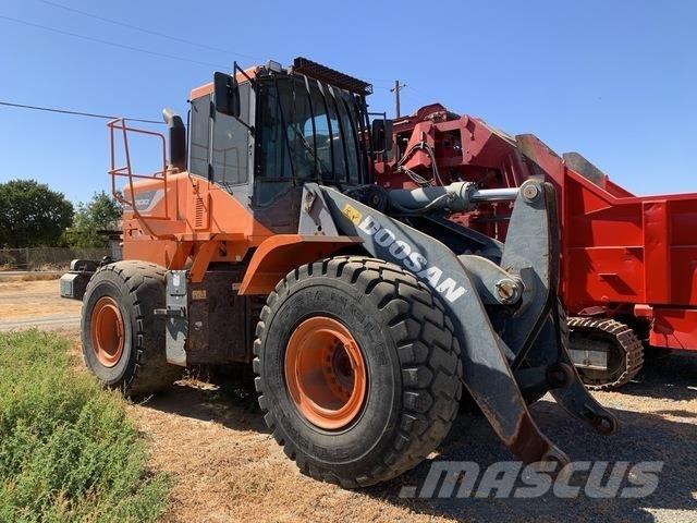 Doosan DL300-5 Фронтальні навантажувачі