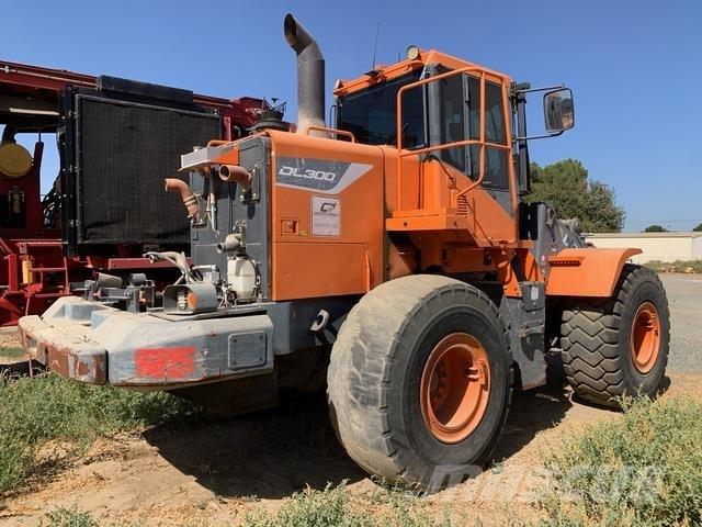 Doosan DL300-5 Фронтальні навантажувачі