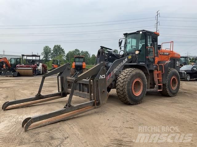 Doosan DL320-7 Фронтальні навантажувачі