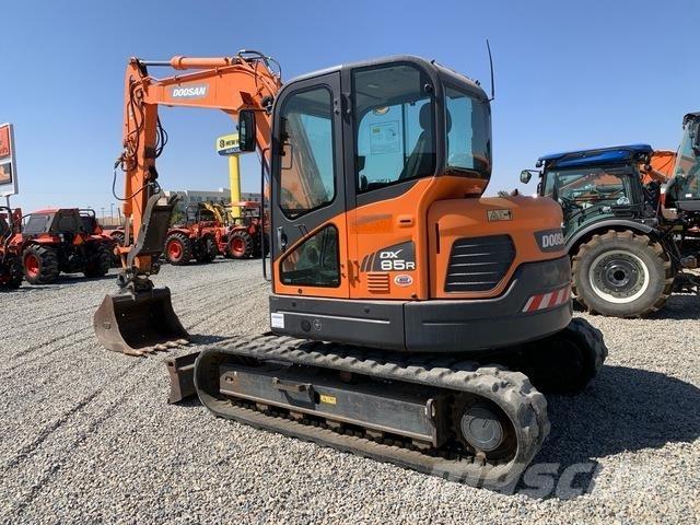 Doosan DX85R-3 Гусеничні екскаватори
