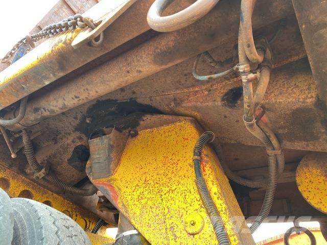  Drake Низькорамні напівпричепи