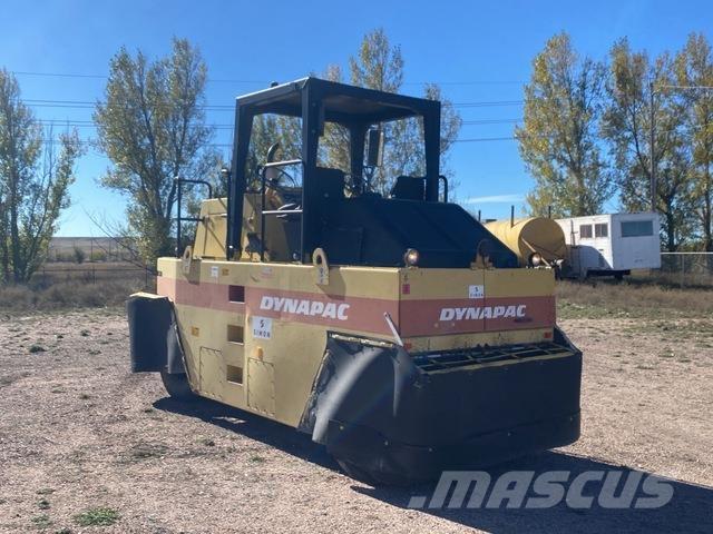 Dynapac CP221 Пневматичні катки