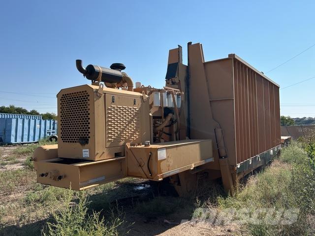  E-Z Crusher Двигуни і приводи